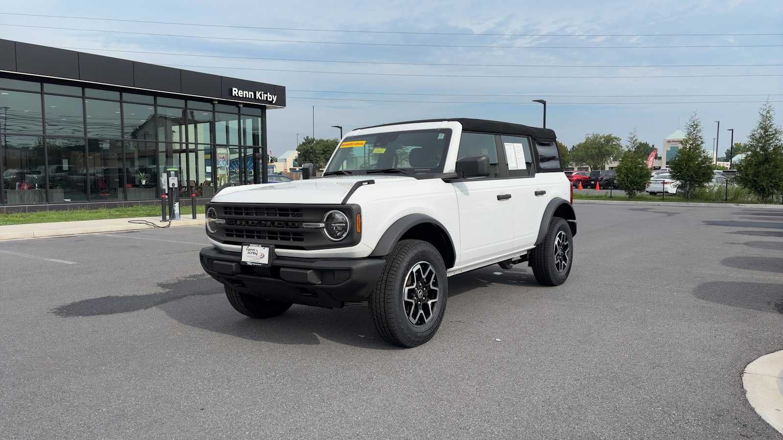 2023 Ford Bronco Base
