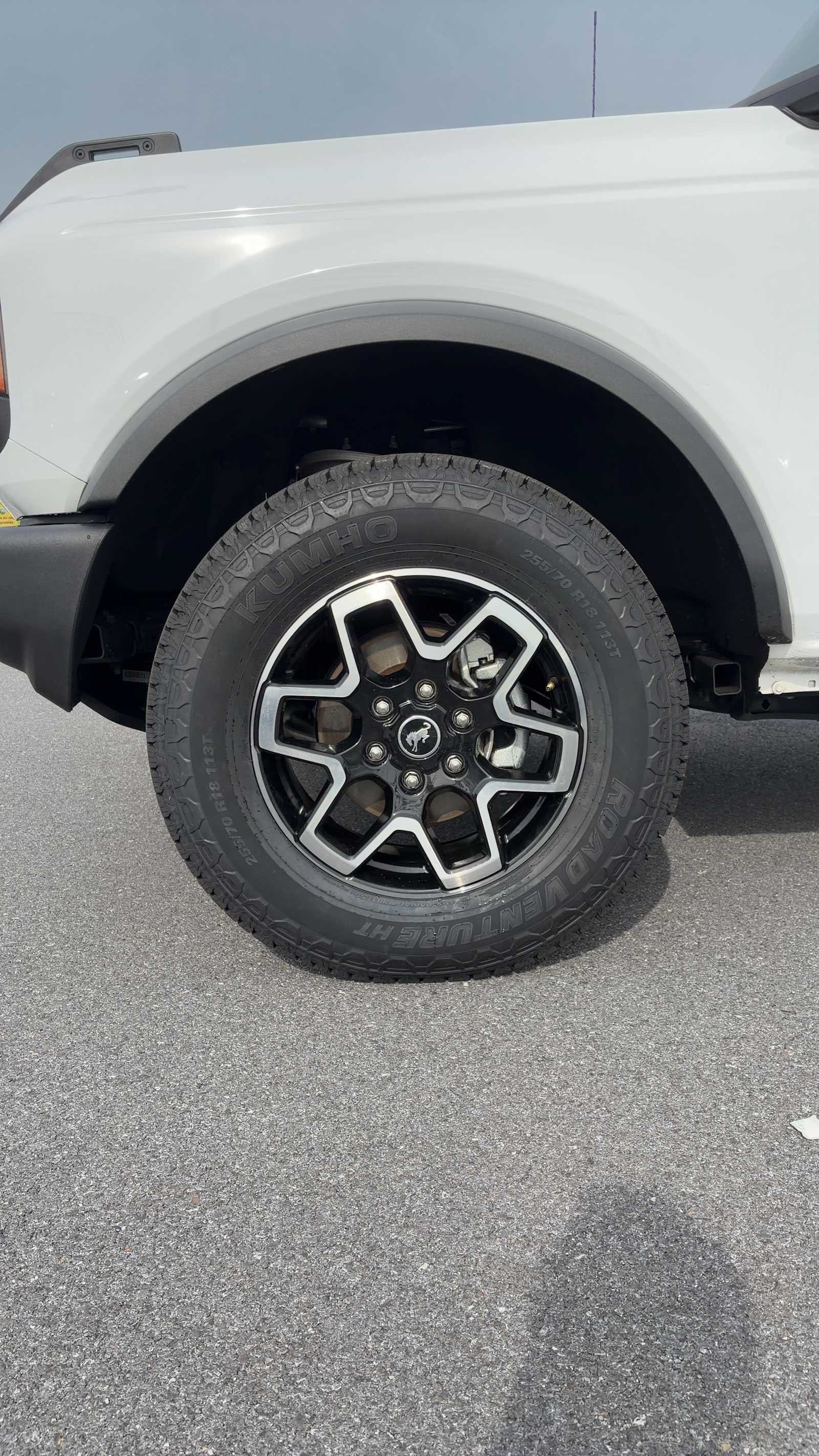 2023 Ford Bronco Base