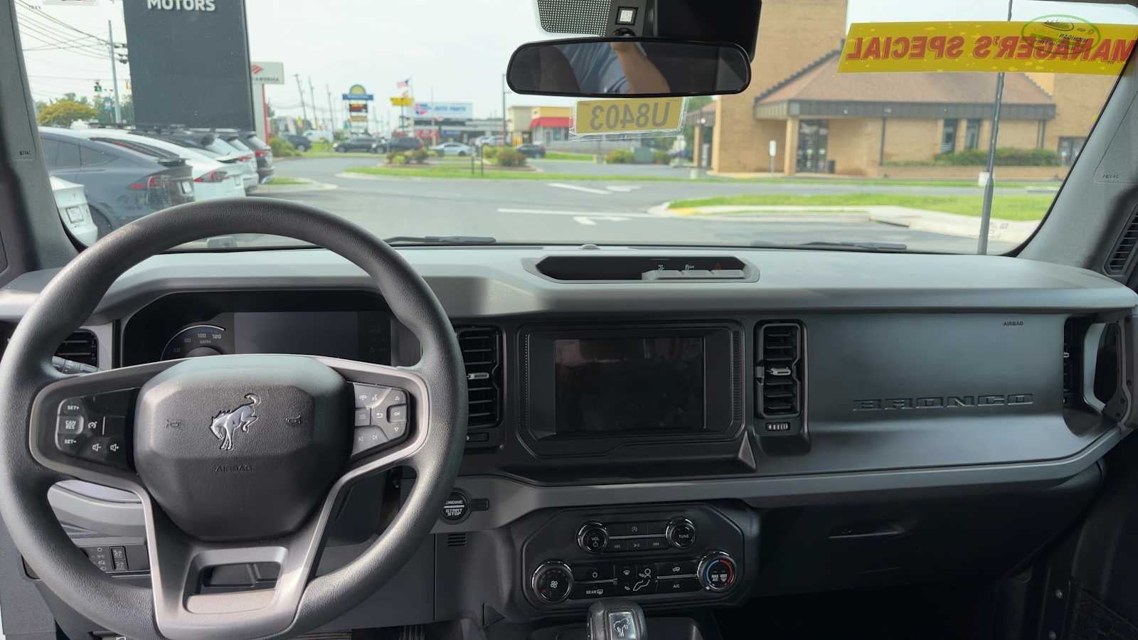 2023 Ford Bronco Base