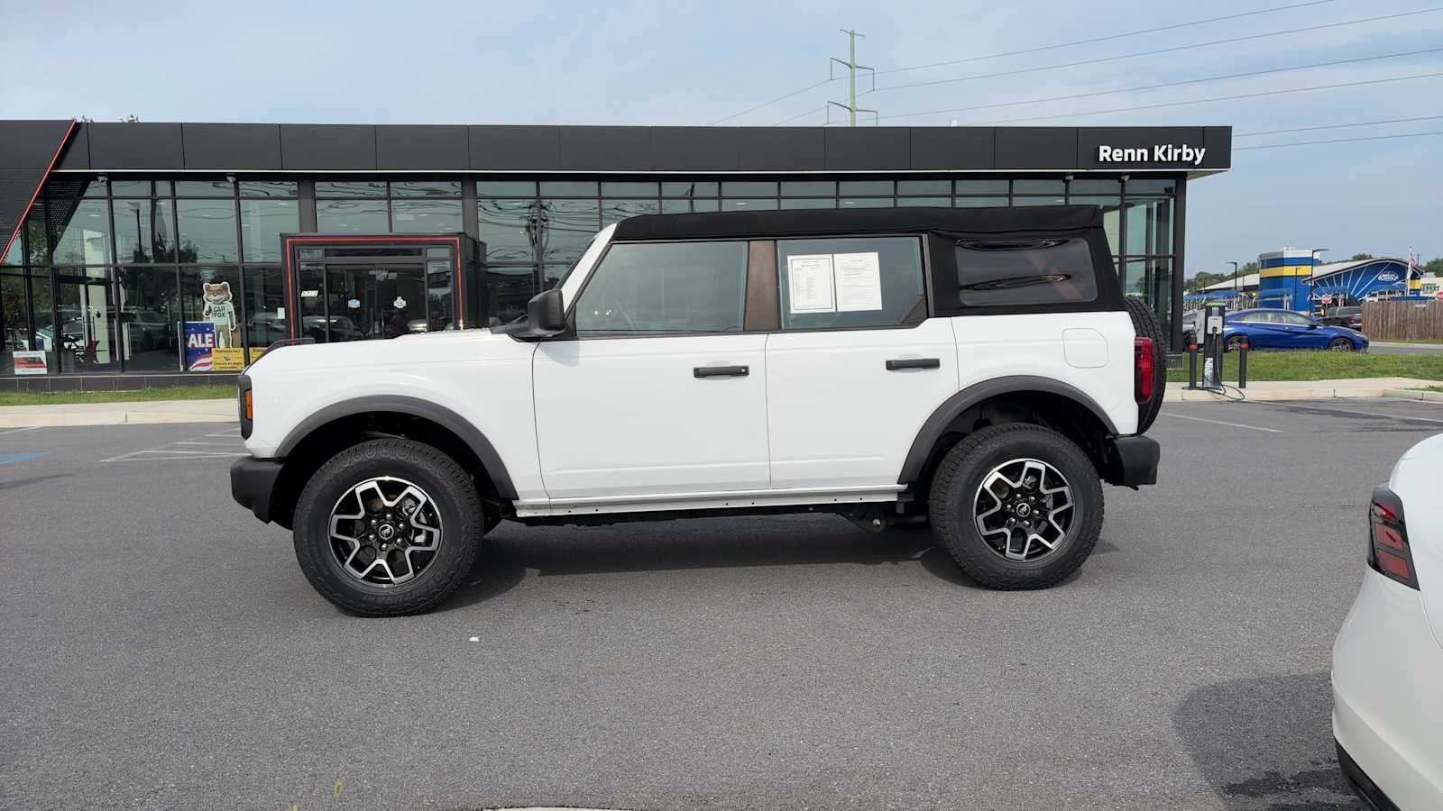 2023 Ford Bronco Base
