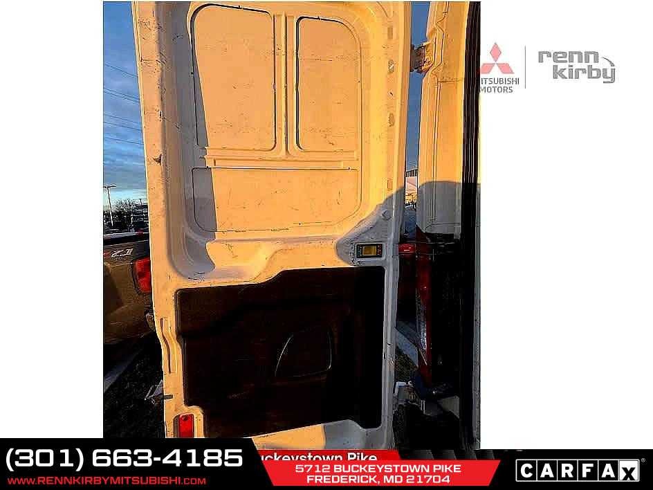 2020 Ford Transit T-250 130" Med Rf 9070 GVWR RWD