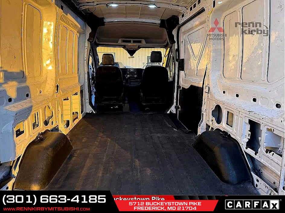 2020 Ford Transit T-250 130" Med Rf 9070 GVWR RWD