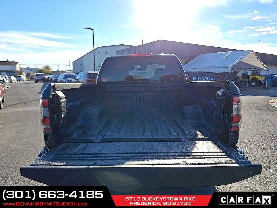 2022 Nissan Frontier SV