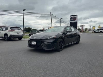 2025 Toyota Camry SE