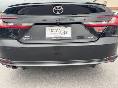 2025 Toyota Camry SE