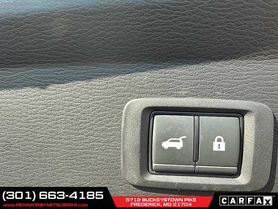 2023 Mitsubishi Outlander SE Black Edition