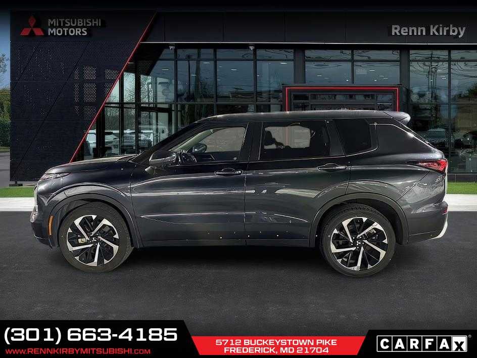 2024 Mitsubishi Outlander SE