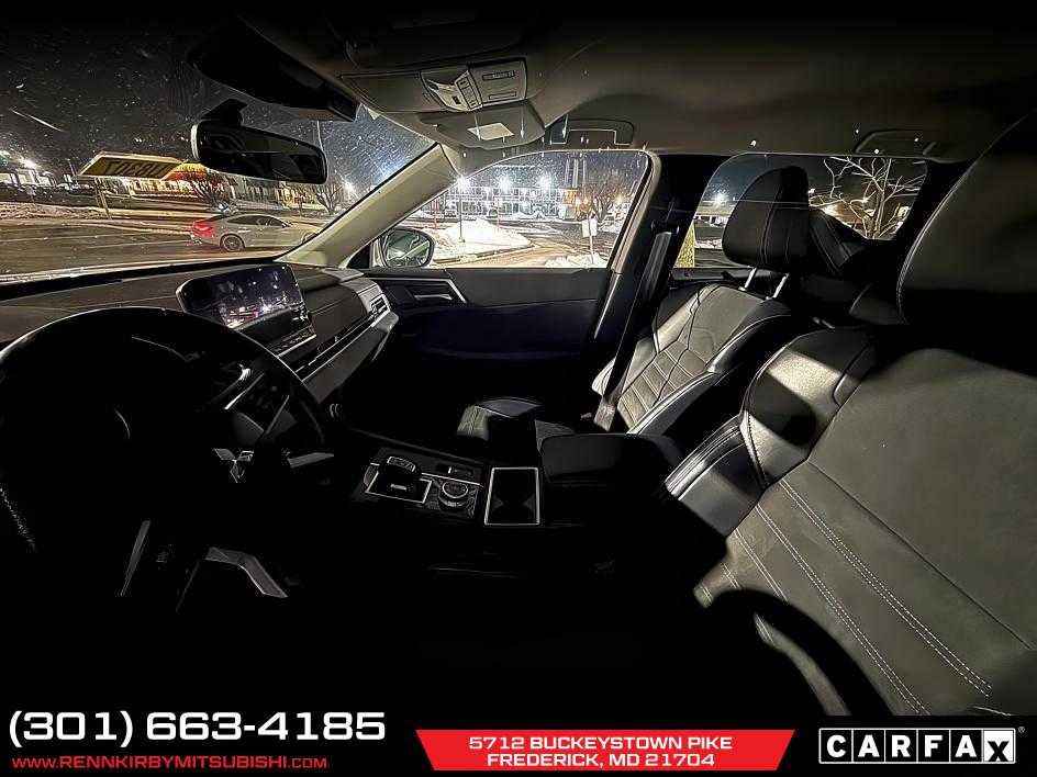 2024 Mitsubishi Outlander SE