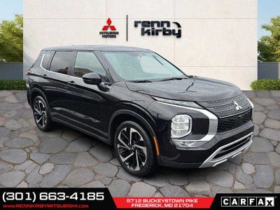 2024 Mitsubishi Outlander SE