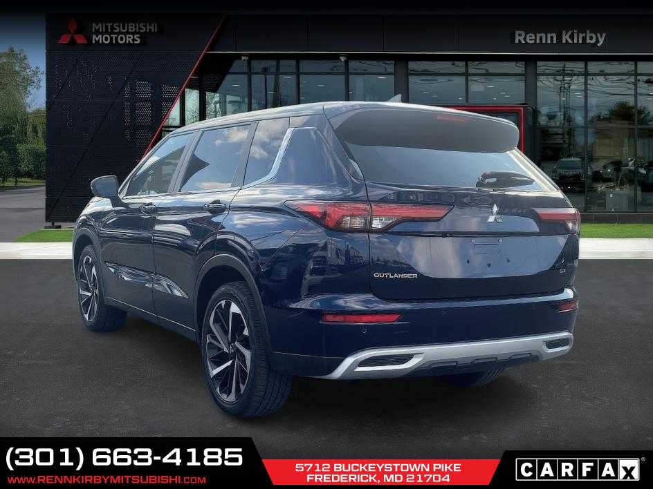 2024 Mitsubishi Outlander SE
