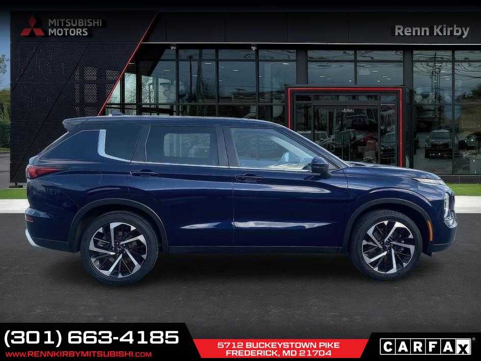 2024 Mitsubishi Outlander SE