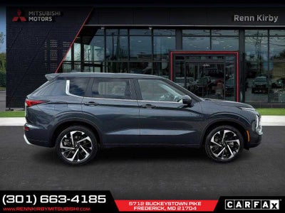 2024 Mitsubishi Outlander SE