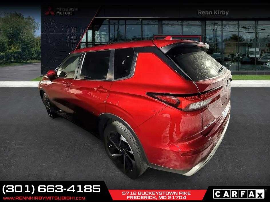 2024 Mitsubishi Outlander SE