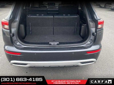 2024 Mitsubishi Outlander SE