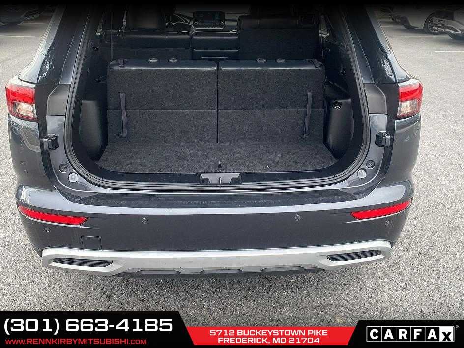 2024 Mitsubishi Outlander SE