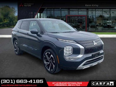 2024 Mitsubishi Outlander SE