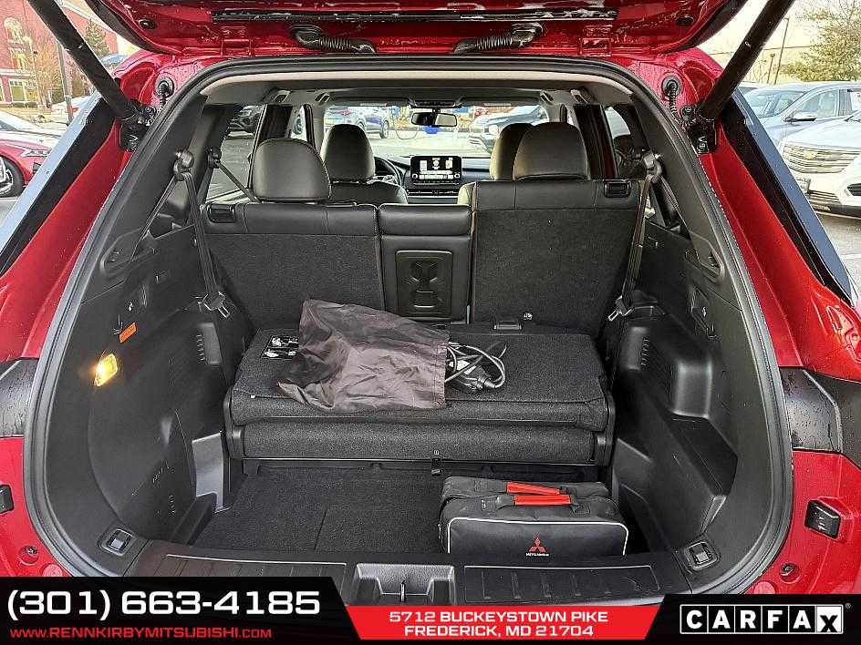 2023 Mitsubishi Outlander SE