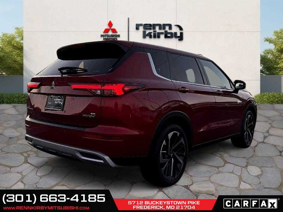 2023 Mitsubishi Outlander SE