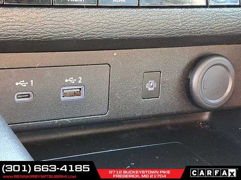 2024 Mitsubishi Outlander Plug-In Hybrid SE