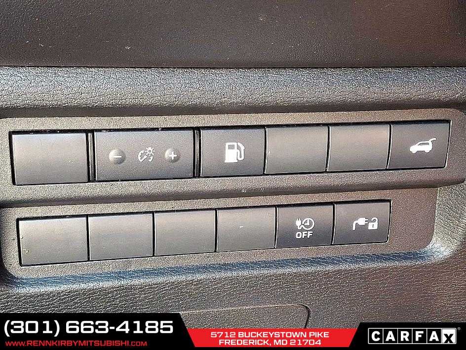 2024 Mitsubishi Outlander Plug-In Hybrid SE