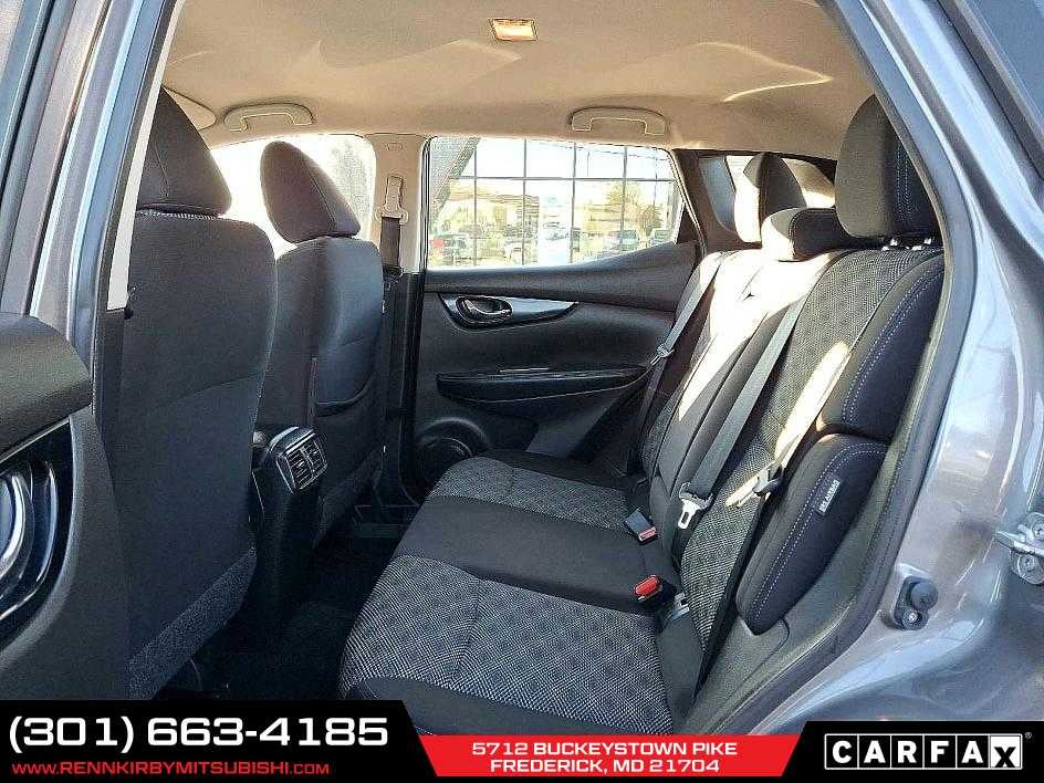 2020 Nissan Rogue Sport SV