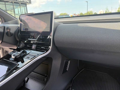 2025 Toyota bZ4X XLE