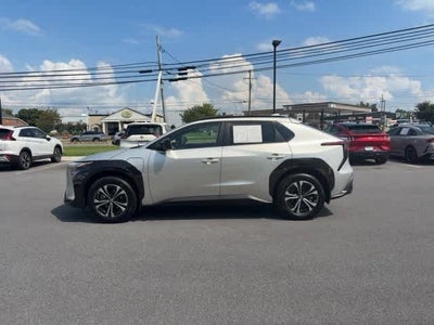 2025 Toyota bZ4X XLE