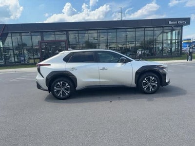 2025 Toyota bZ4X XLE