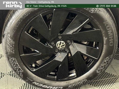 2025 Volkswagen Atlas Cross Sport 2.0T SE w/Technology