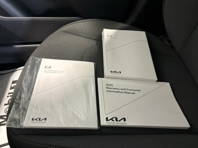 2025 Kia K4 LXS