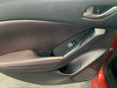 2017 Mazda Mazda3 4-Door Grand Touring