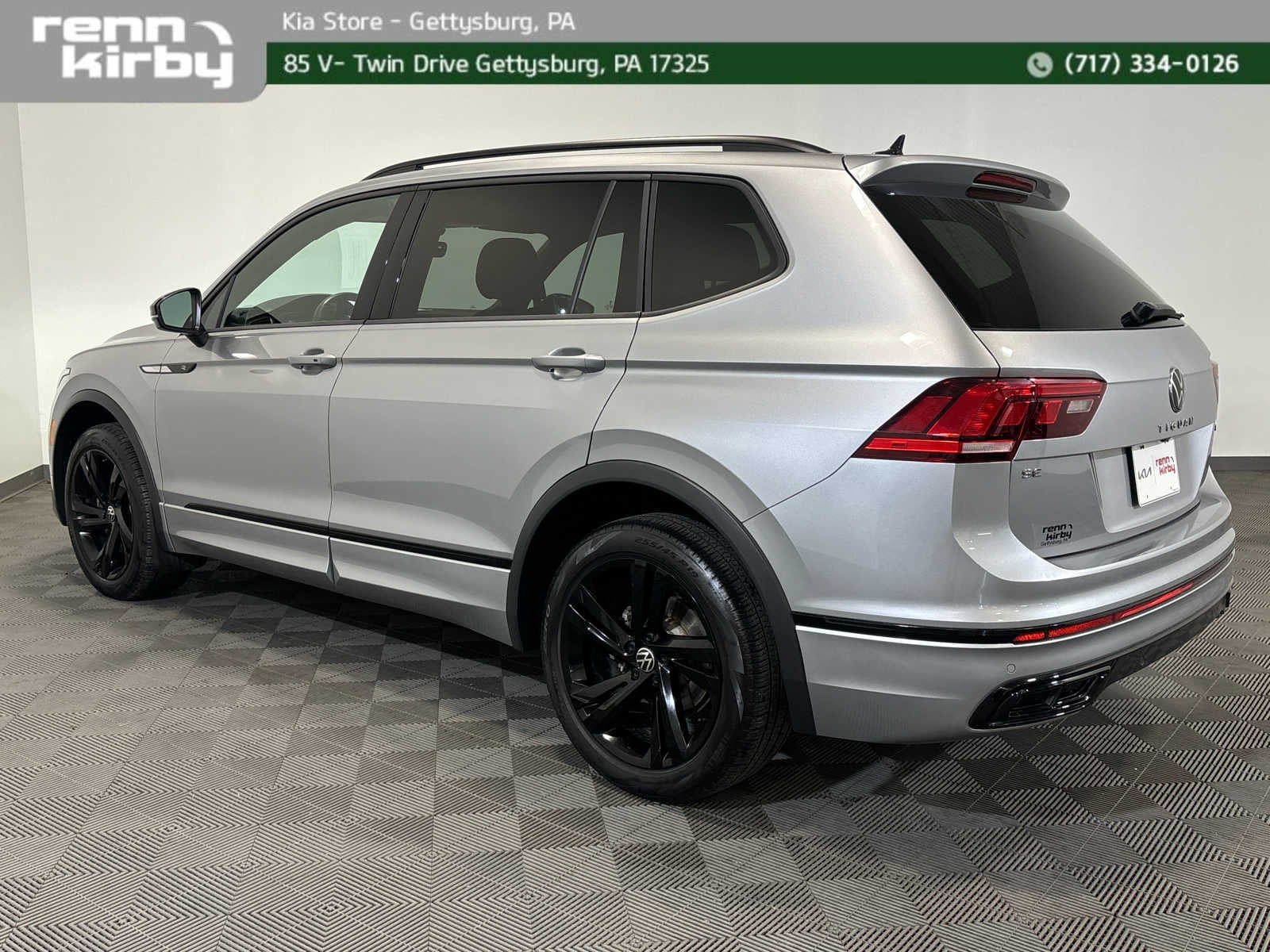2024 Volkswagen Tiguan SE R-Line Black
