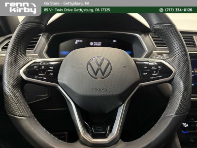 2024 Volkswagen Tiguan SE R-Line Black