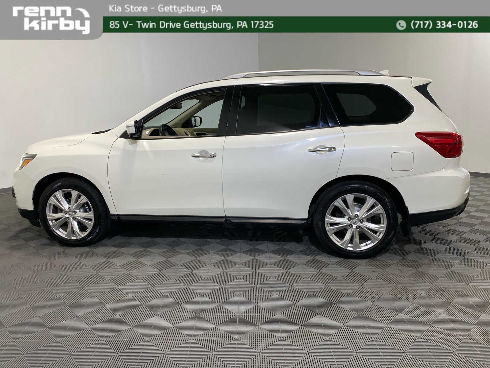 2019 Nissan Pathfinder SL