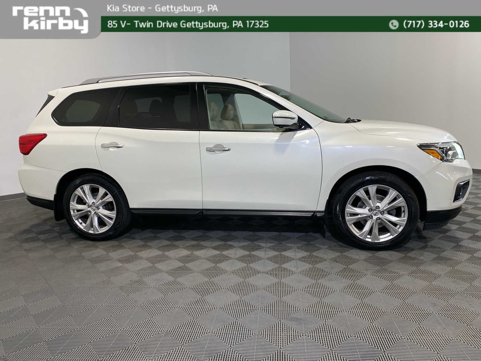 2019 Nissan Pathfinder SL