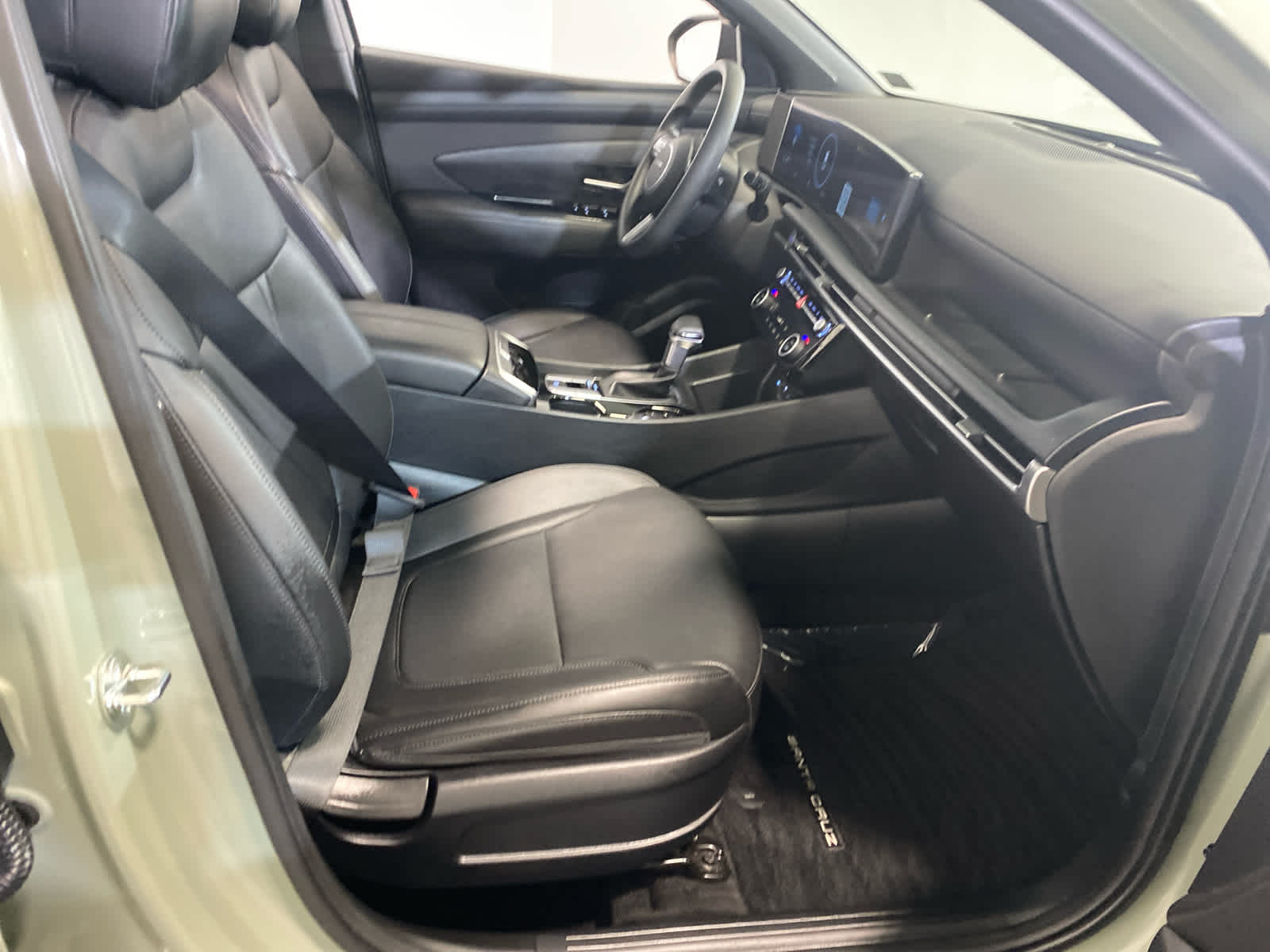 2025 Hyundai Santa Cruz SEL Activity