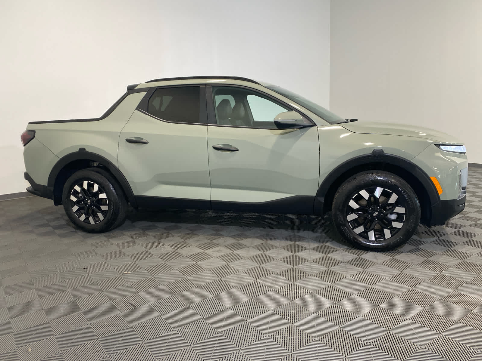 2025 Hyundai Santa Cruz SEL Activity