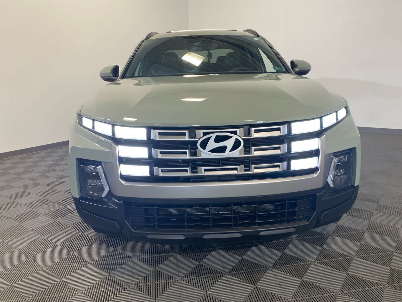 2025 Hyundai Santa Cruz SEL Activity