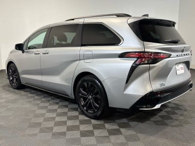 2022 Toyota Sienna XSE
