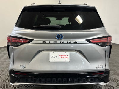 2022 Toyota Sienna XSE