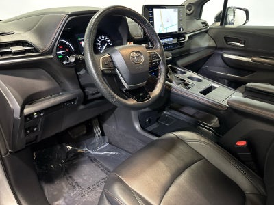 2022 Toyota Sienna XSE