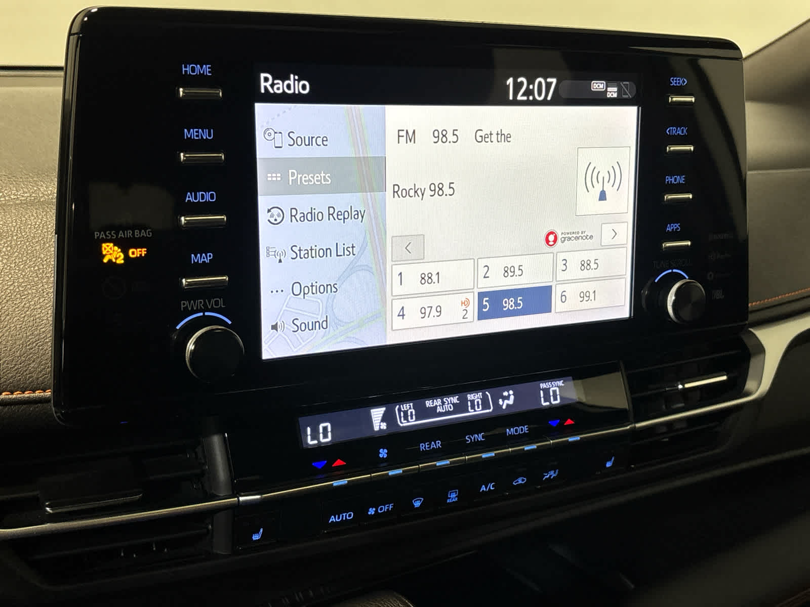 2022 Toyota Sienna XSE