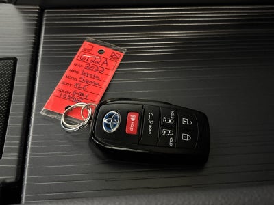 2022 Toyota Sienna XSE