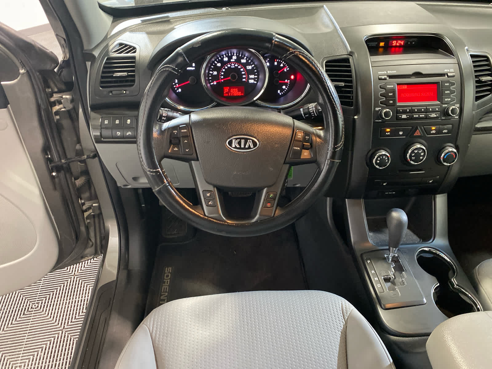 2011 Kia Sorento LX