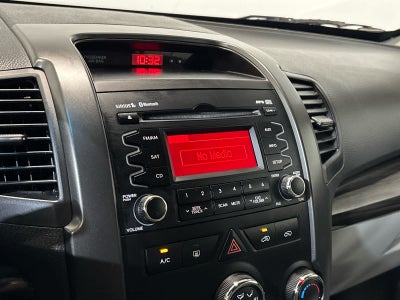 2011 Kia Sorento LX