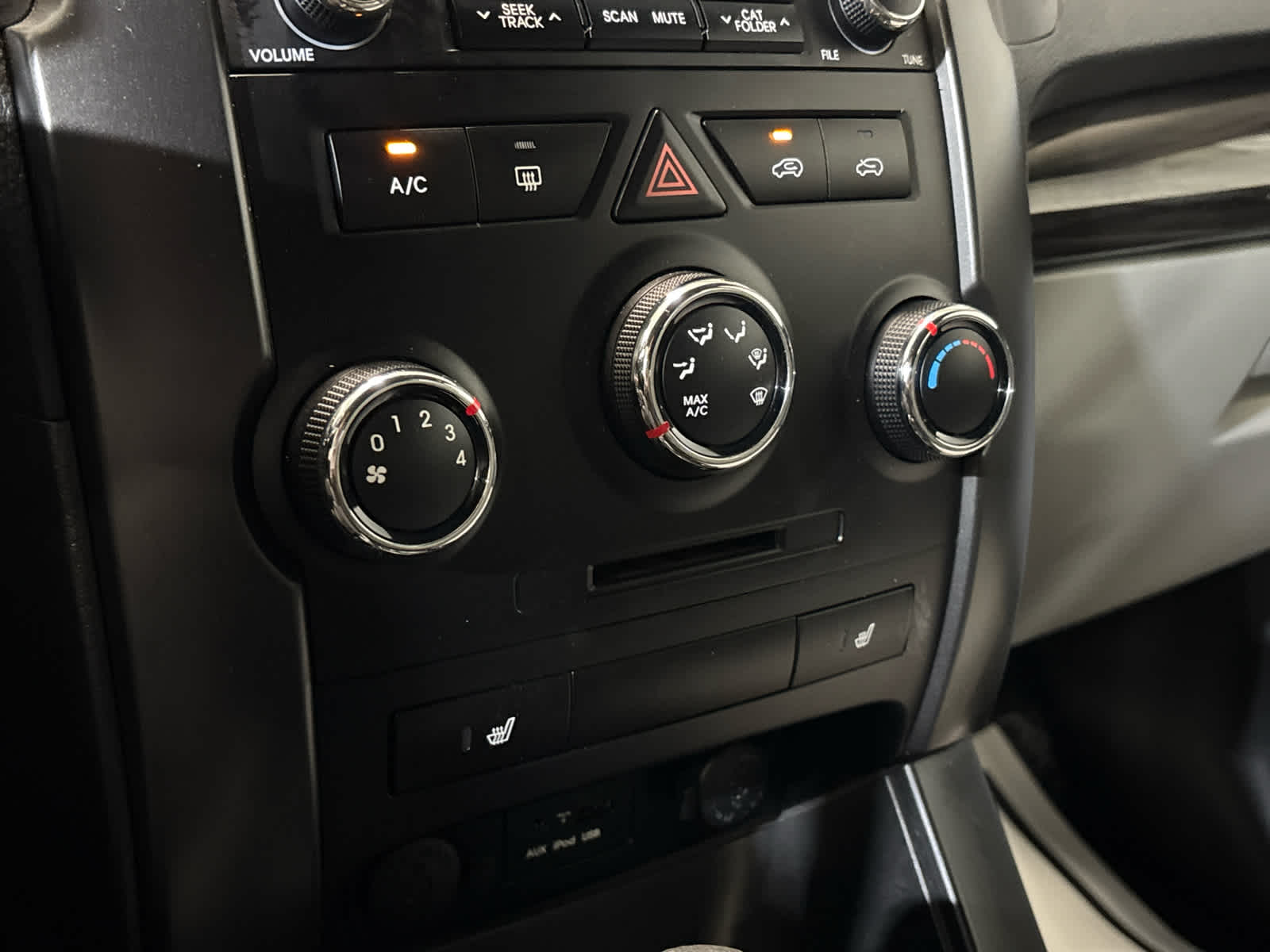 2011 Kia Sorento LX