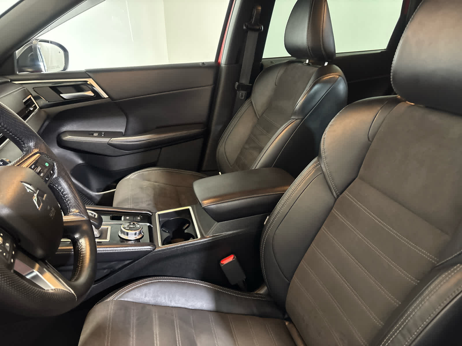 2023 Mitsubishi Outlander SE Black Edition