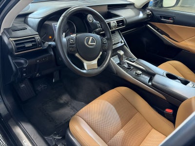 2019 Lexus IS 300 