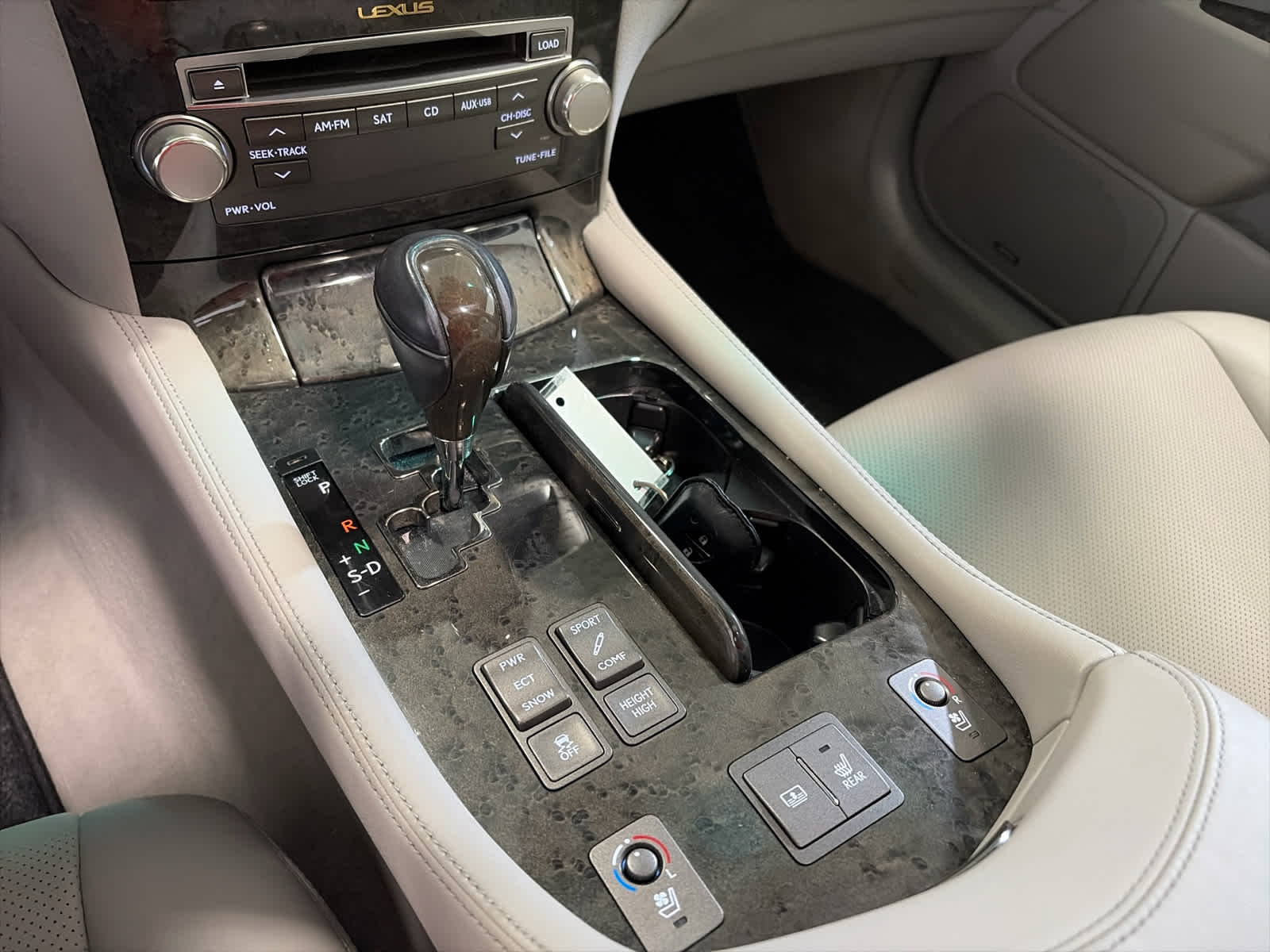 2010 Lexus LS 460 