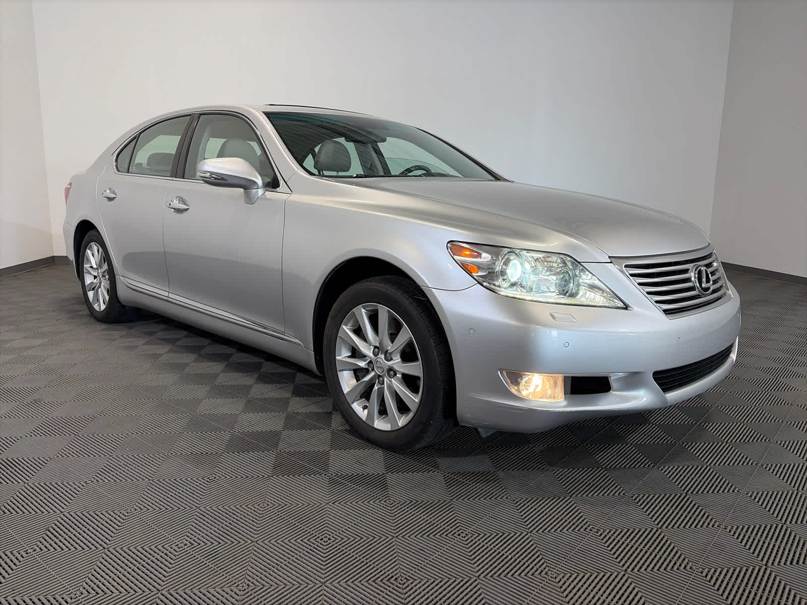 2010 Lexus LS 460 